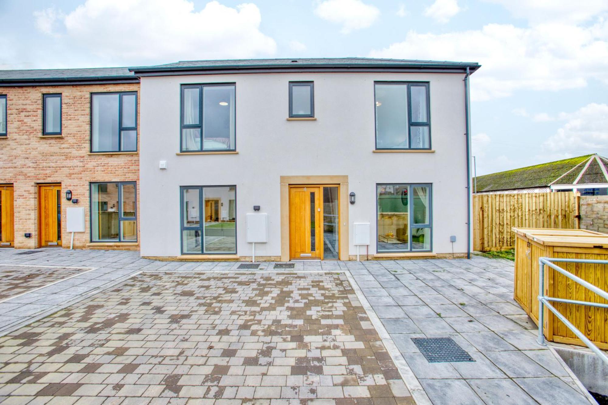 St Ives Bay - Immaculate Brand New 3Bed - Free Parking - Beach - Wifi Hayle Exterior photo